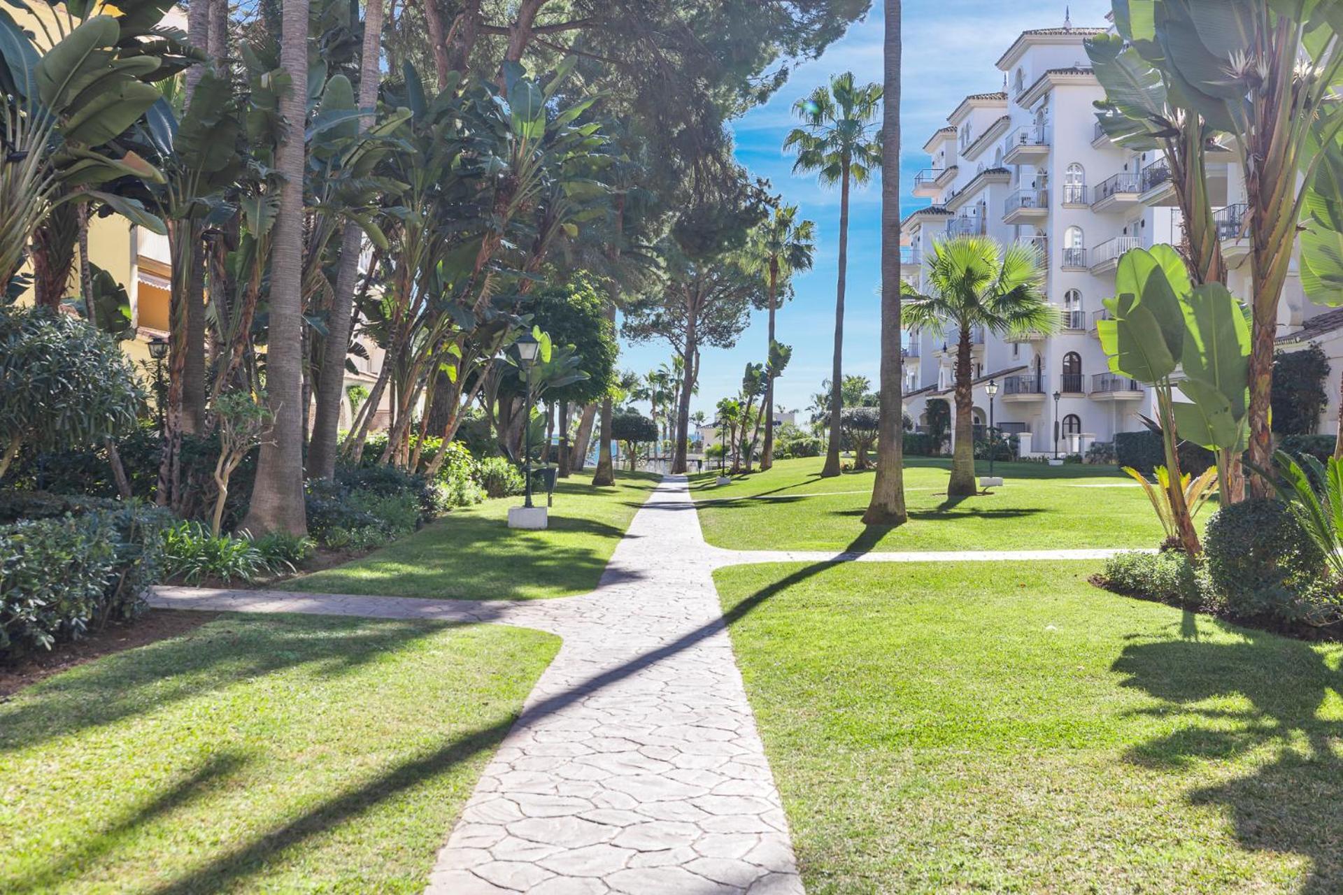 Atico En Puerto Banus Frente Al Mar Appartement Marbella