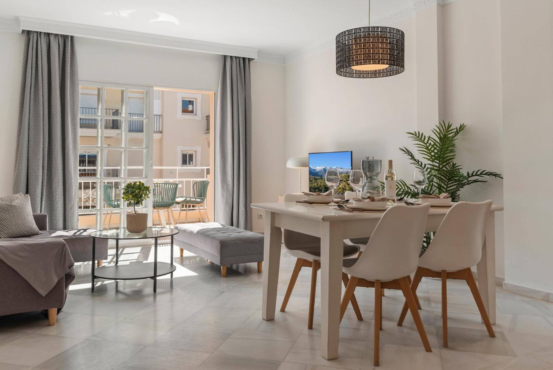 Atico En Puerto Banus Frente Al Mar Apartemen *